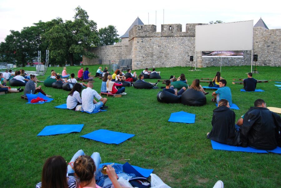 BIOSKOP NA OTVORENOM Besplatna projekcija na Kastelu