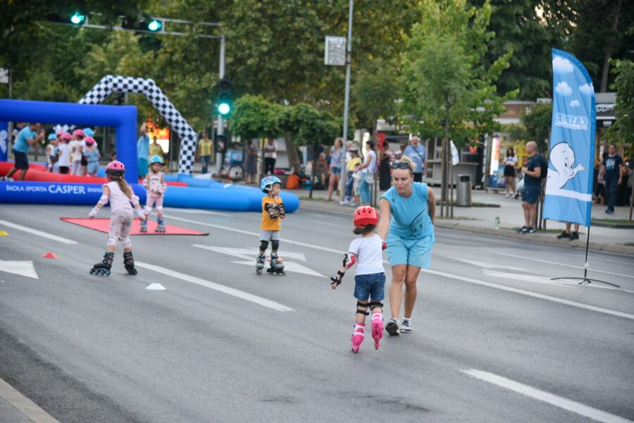 CENTRALNA ULICA ZA PJEŠAKE Vikend rezervisan za rolerijadu