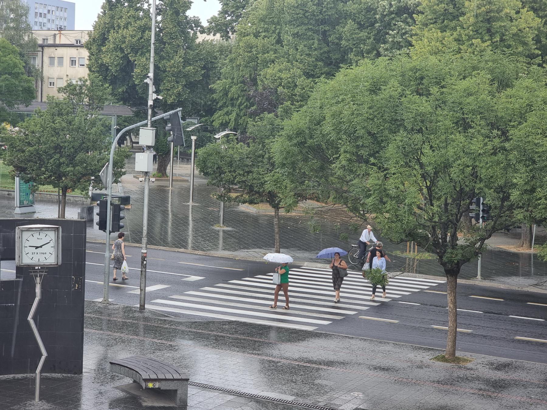 PRESTANAK PADAVINA DO VEČERI Danas pretežno oblačno vrijeme sa povremenom kišom