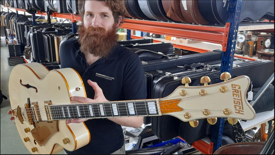 Prodaje se gitara Foo Fightersa, mogla bi dostići cijenu od 35.500 dolara