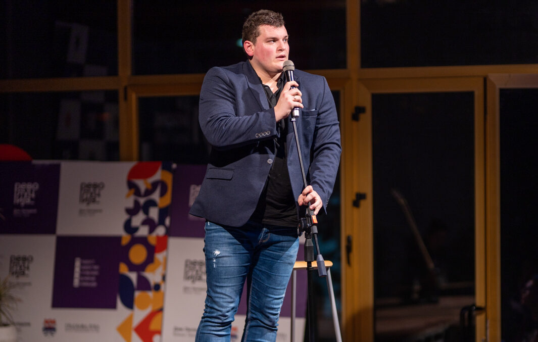 Goran Vinčić Vinča za BLink: Ako političari krenu u stand up, ja ću biti ministar NEkulture (VIDEO)