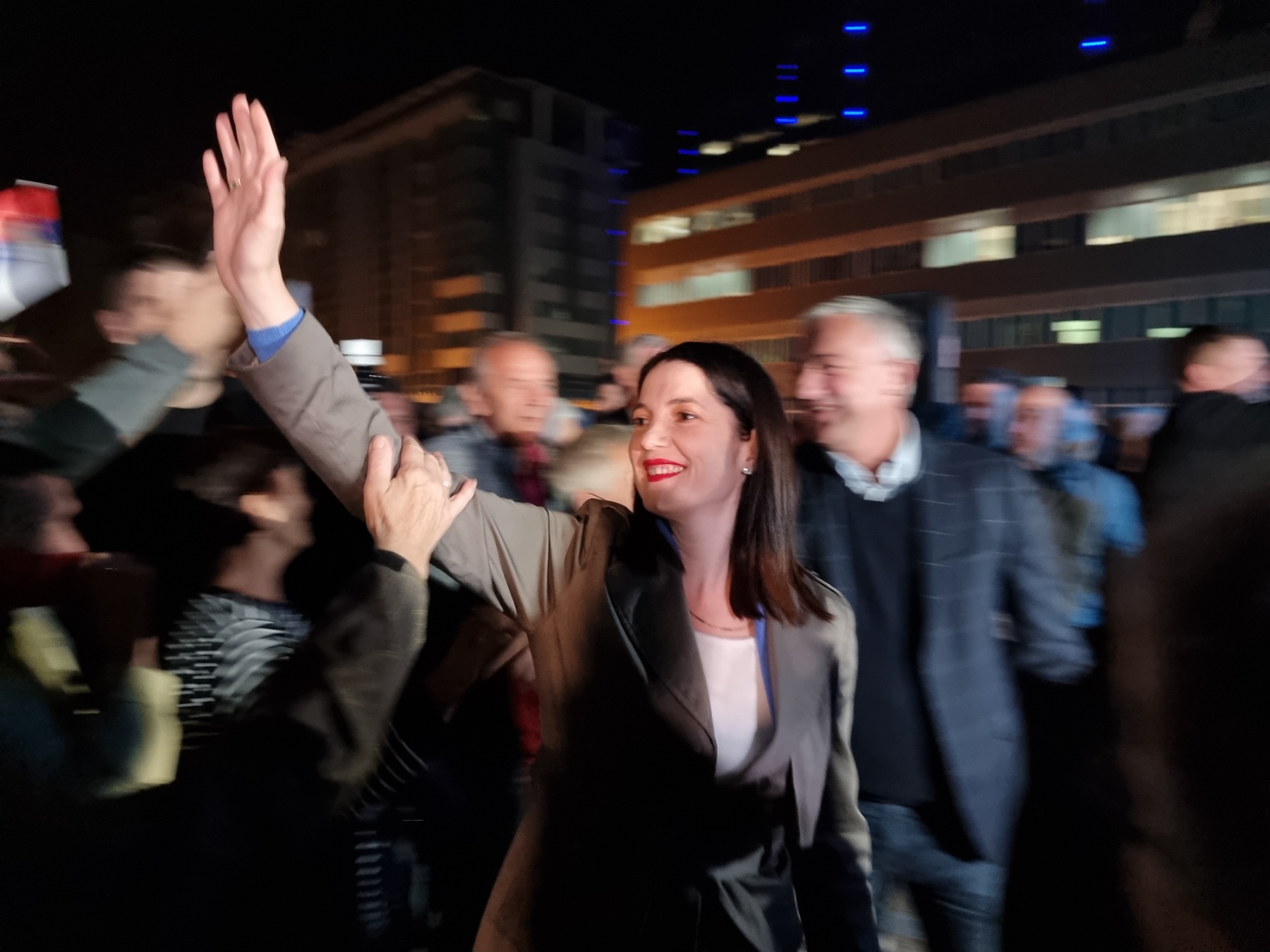 Počeo protest opozicije ispred zgrade RTRS (FOTO)