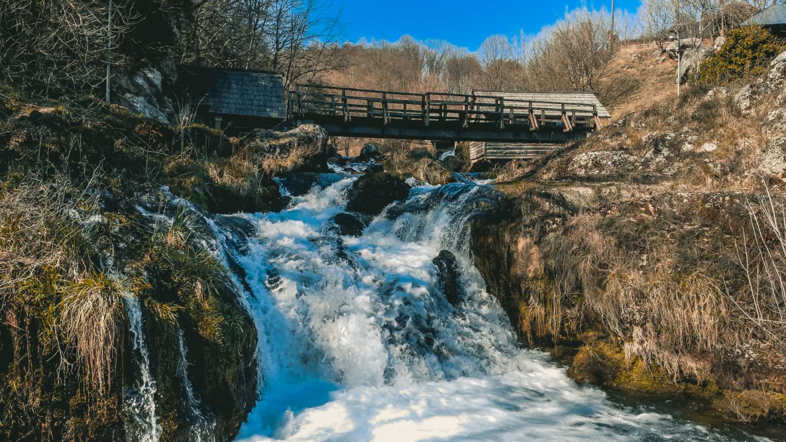 ŽIVA SKAČE Danas pretežno sunčano i toplo vrijeme