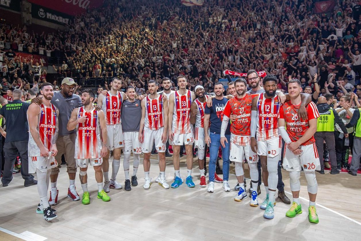 Fudbalerima Crvene zvezde značajnu podršku daju košarkaši