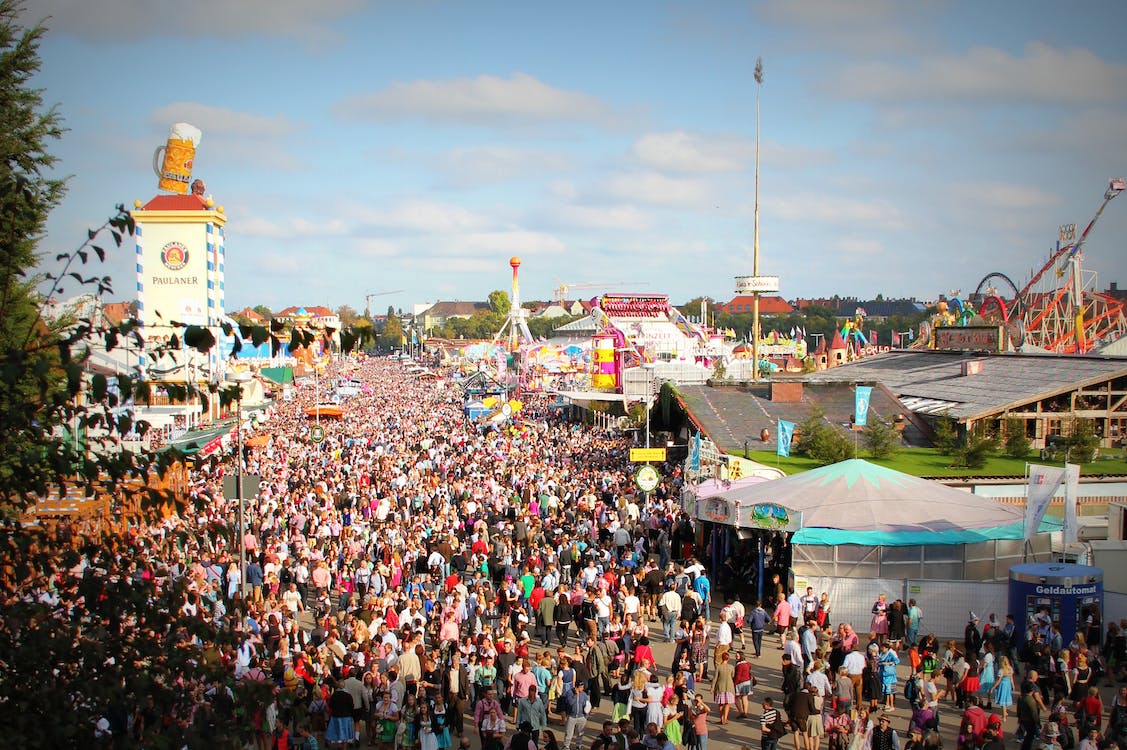 OKTOBERFEST PAPRENO SKUP Najjeftinije pivo košta 13,20 evra