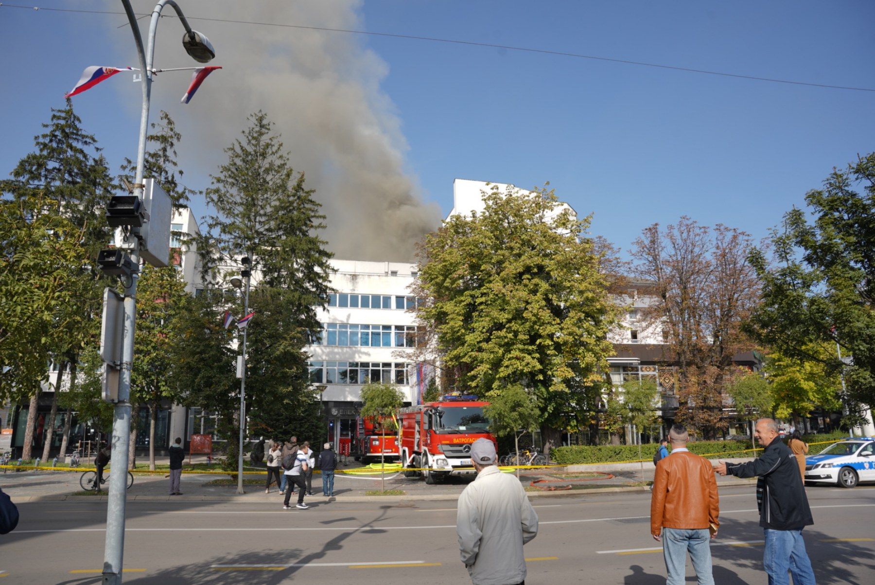 JOŠ SE NE ZNA UZROK POŽARA Završen uviđaj na pomoćnoj zgradi “Elektrokrajine”