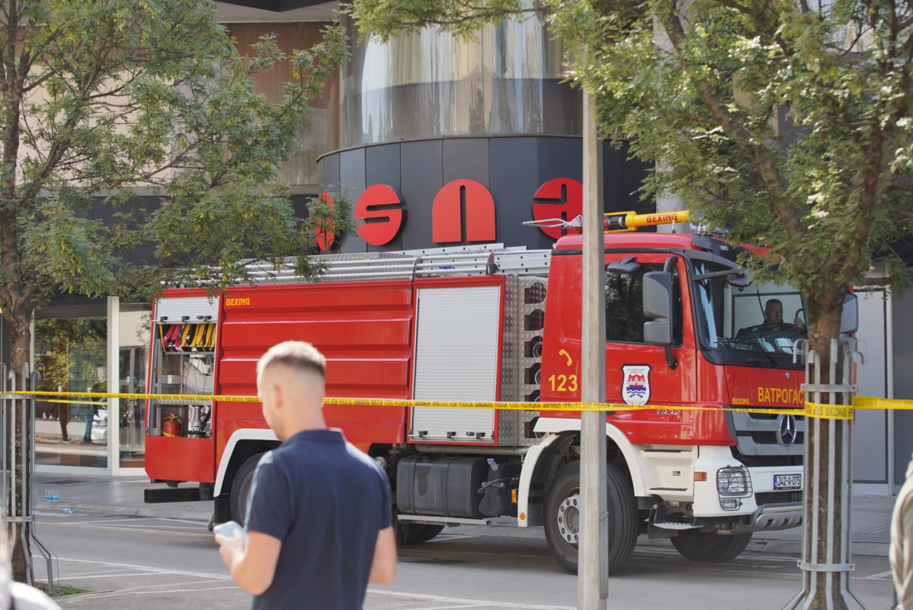 VATROGASCI PONOVO NA TERENU U hotelu “Bosna” novi požar