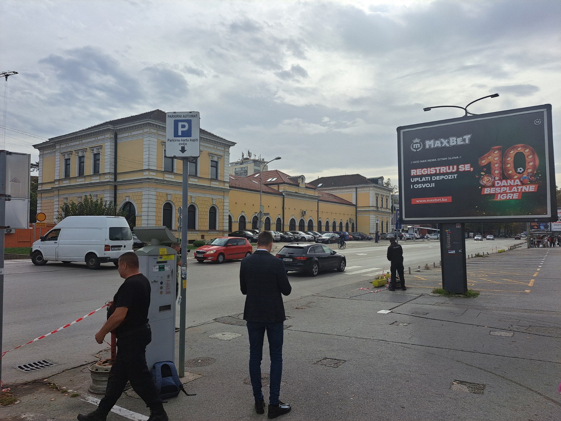 UKLONJENE BLOKADE Ponovo radi parking kod stare autobuske stanice (VIDEO)