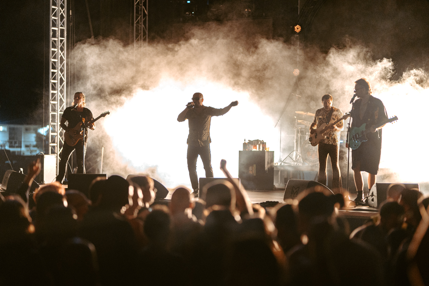 ŽURKA NA KASTELU Brkovi objavili fotke iz Banjaluke i pozvali na koncert (FOTO)