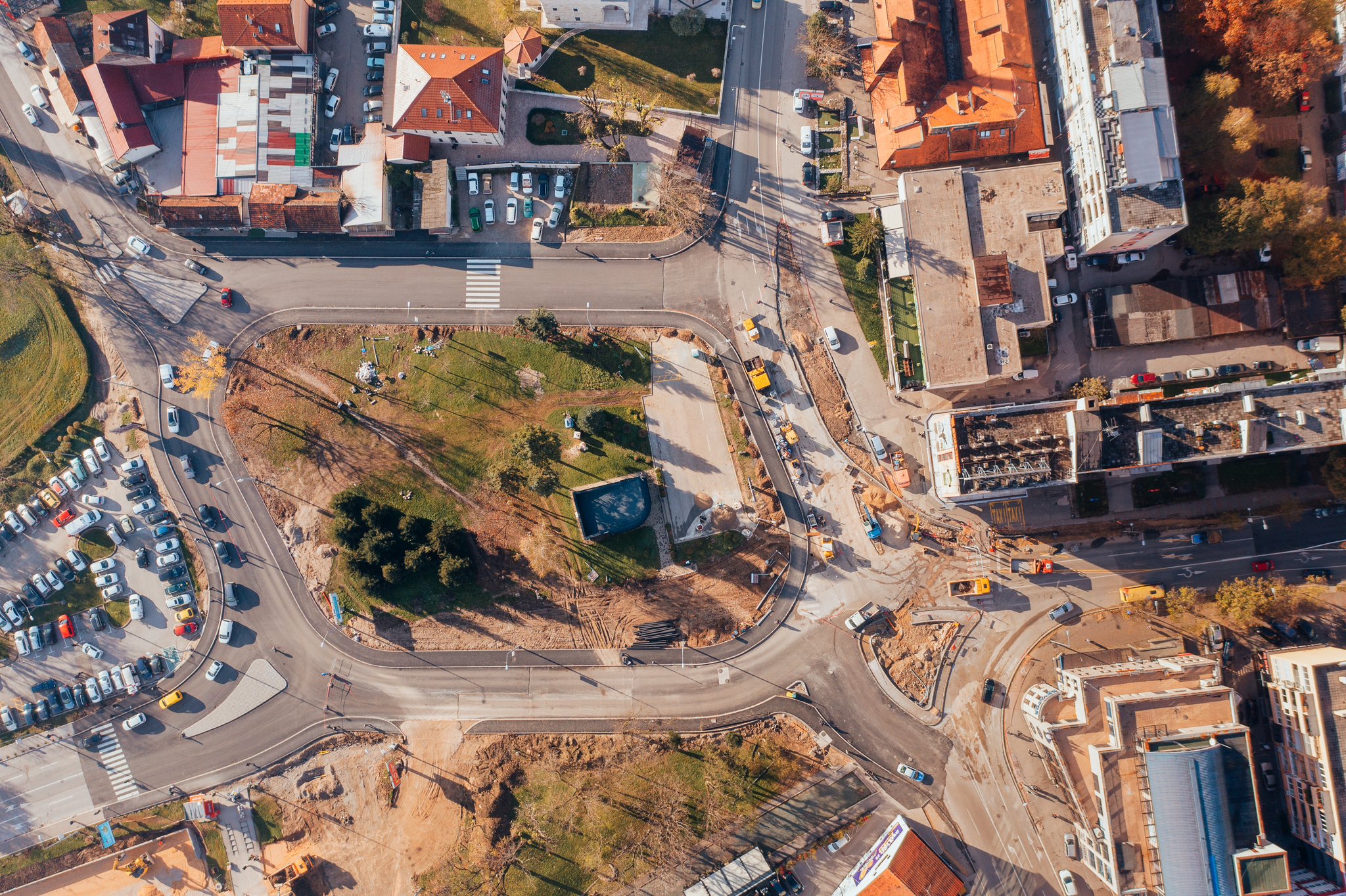 Najveća kružna raskrsnica poprima konačan izgled (FOTO)