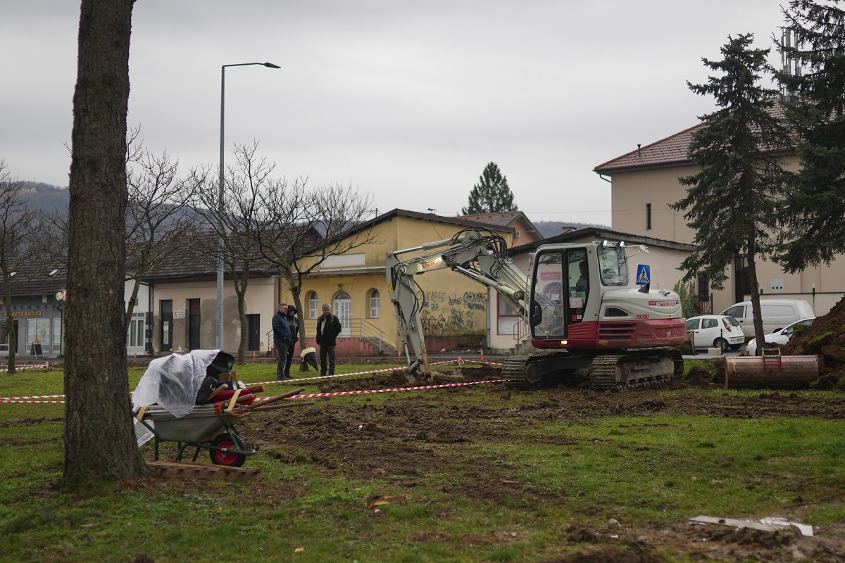 U toku ARHEOLOŠKA ISTRAŽIVANJA u zoni kružne raskrsnice kod „Ekvatora“