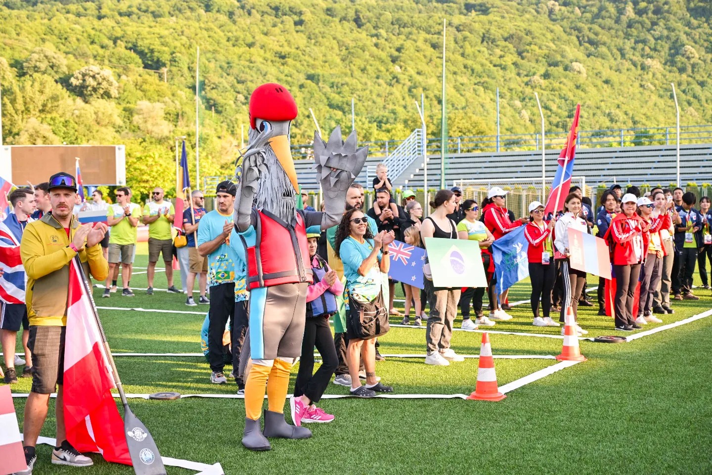 SPEKTAKULARNA CEREMONIJA Počelo Svjetsko prvenstvo u raftingu (FOTO)