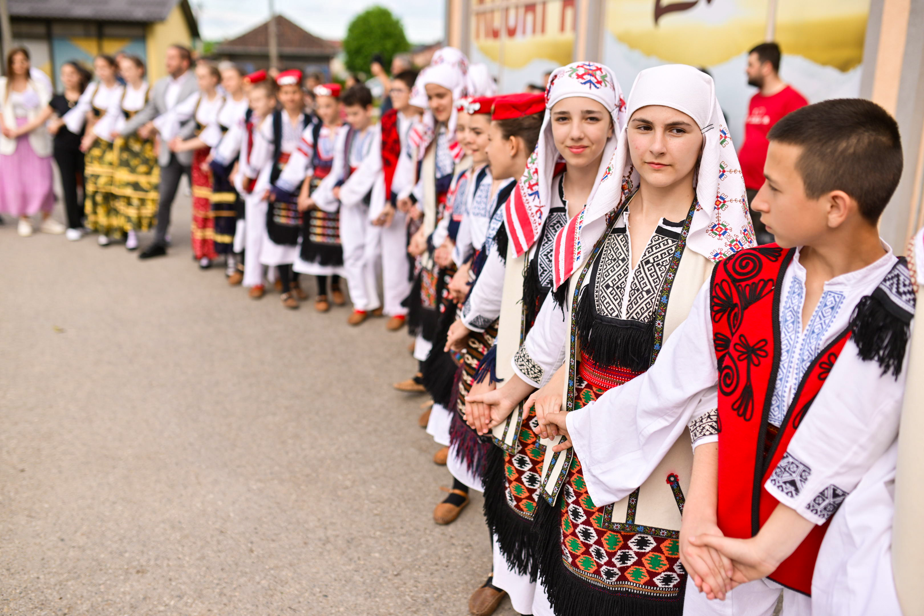 PISKAVICA “SVOME GRADU” Čuvaju tradiciju i običaje od zaborava (FOTO)