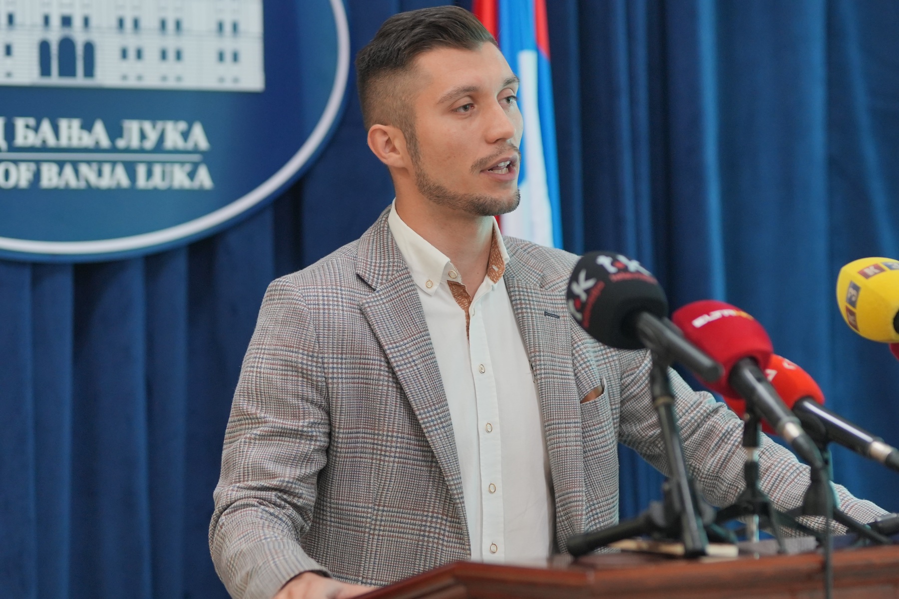 Kresojević: Nevjerovatno je da Ninković osuđuje borbu protiv neopravdanih poskupljenja