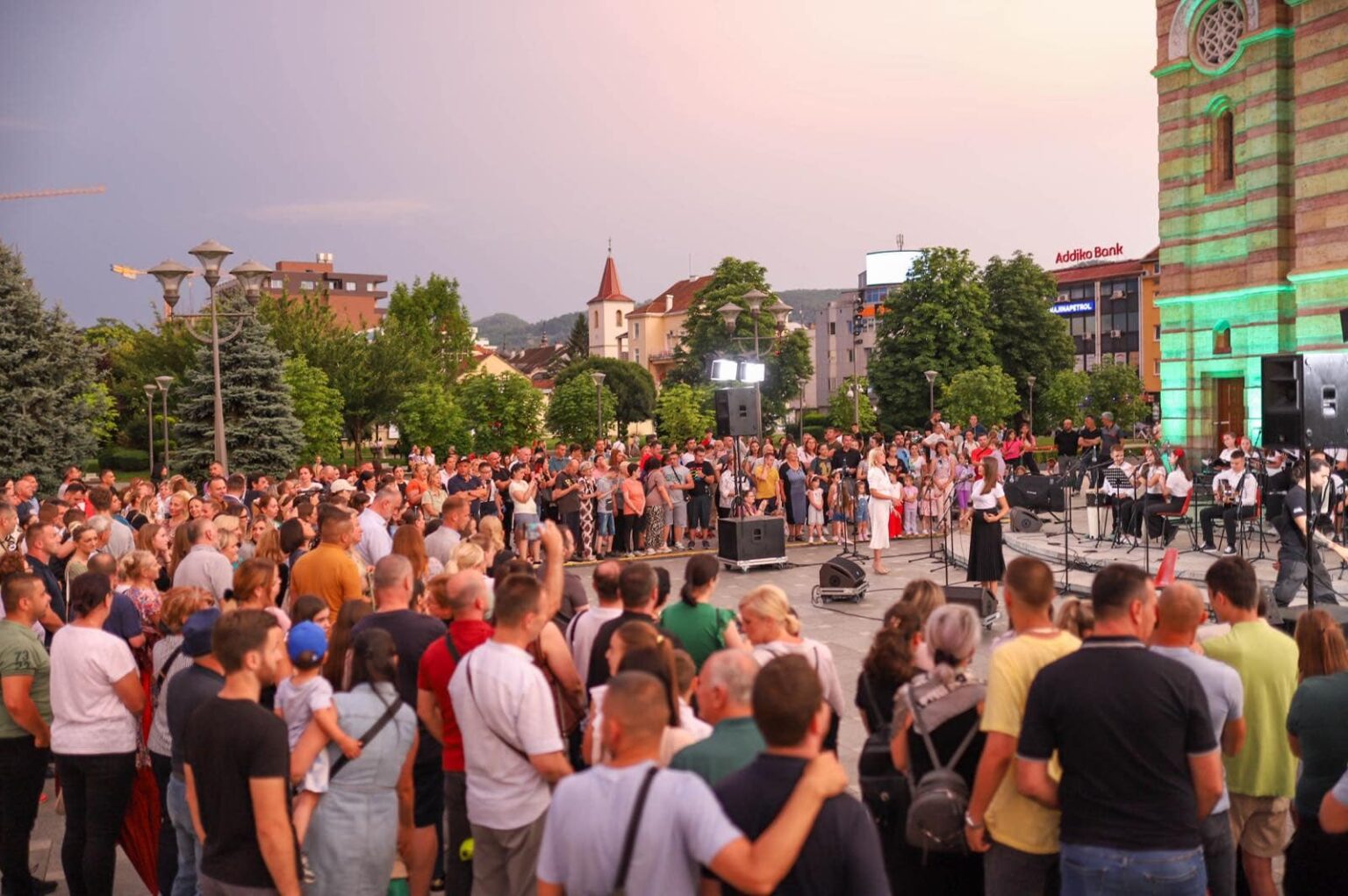 Milanović: Banjaluka srdačno dočekuje prijatelje sa Kosova i Metohije (FOTO)