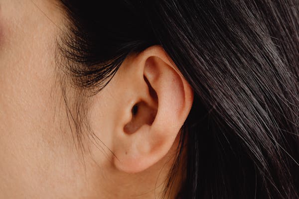 Uši mogu biti “glasnici” ozbiljnih stanja i bolesti