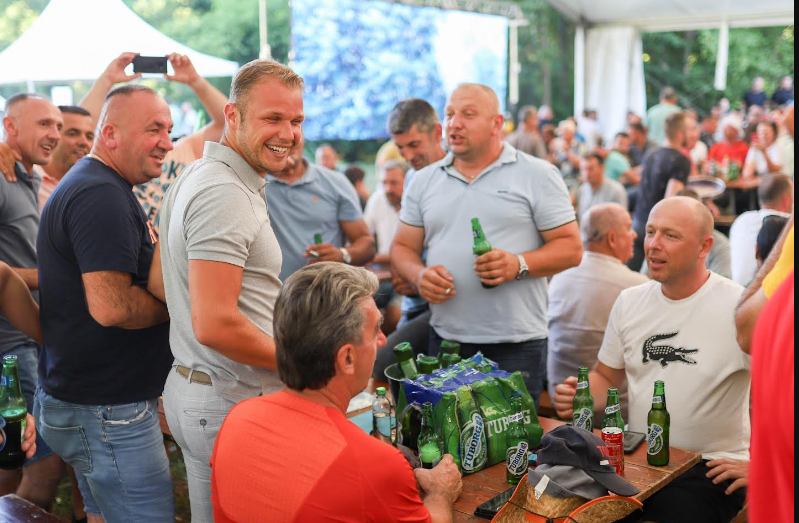 “Uvijek podržim svaku mainfestaciju koja oživi sela” Stanivuković u Bronzanom Majdanu na 3. koridi (FOTO)