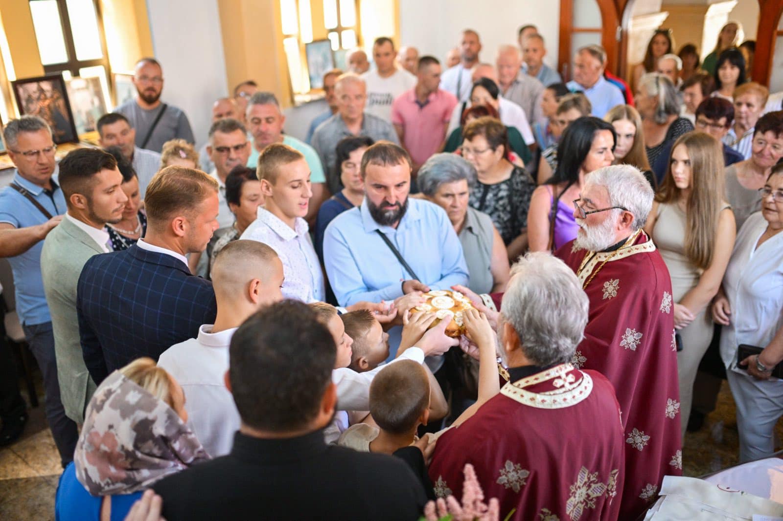 Gradonačelnik na obilježavanju slave Hrama Svetog velikomučenika Pantelejmona u Ljubačevu (FOTO)