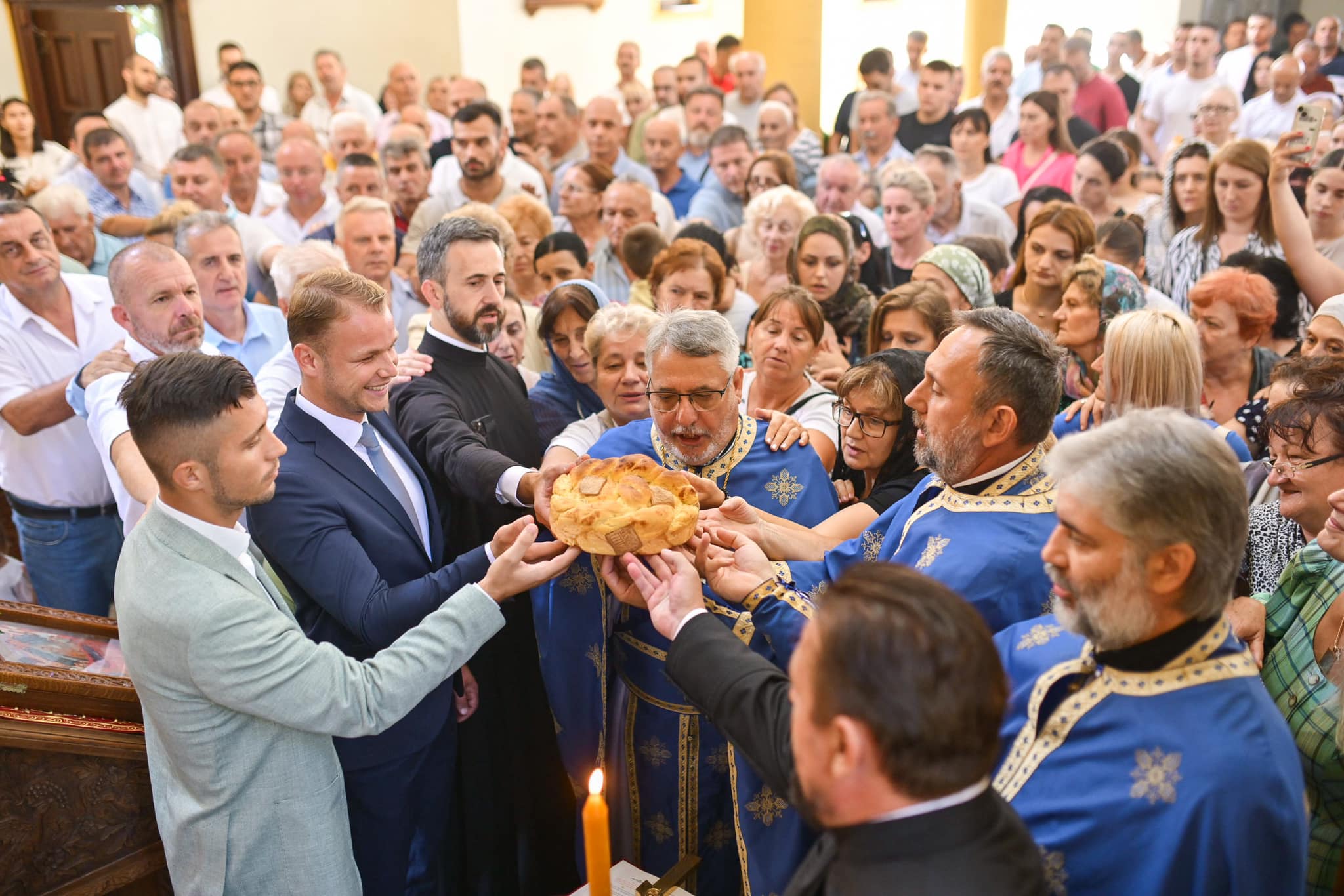 Stanivuković na molitvi povodom praznika Velika Gospojina u Kočićevom vijencu (FOTO)