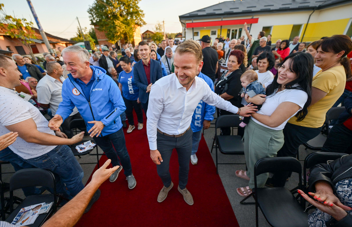 PDP tribina u Kuljanima: Prošli smo pola puta, Banjaluka prepoznaje i glasa za djela (FOTO)